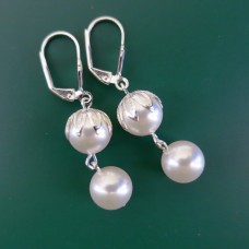 Klasiski pērļu auskari